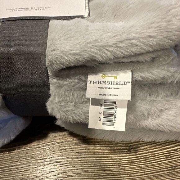 Faux Rabbit Fur Throw Blanket Light Gray - Threshold. 50”x60”. NWT. - Picture 4 of 7